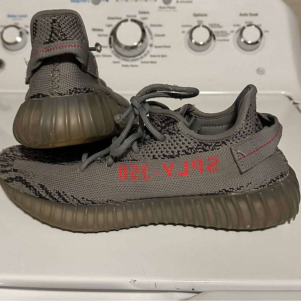 Yeezy Boost 350 V2  in Gray and Red size 8